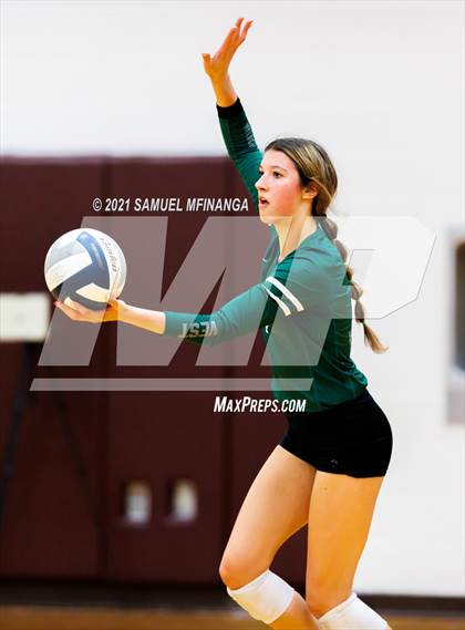 Thumbnail 1 in Millard West vs. Bellevue West photogallery.