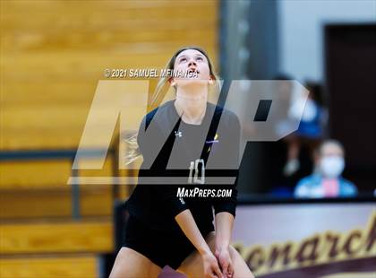Thumbnail 3 in Millard West vs. Bellevue West photogallery.
