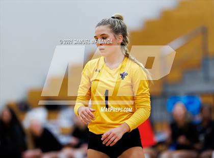 Thumbnail 3 in Millard West vs. Bellevue West photogallery.