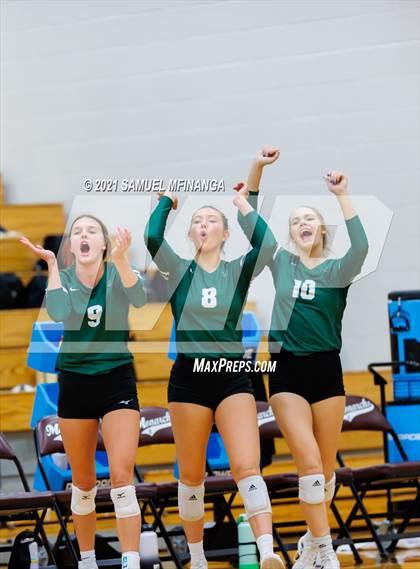 Thumbnail 3 in Millard West vs. Bellevue West photogallery.