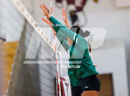 Thumbnail 2 in Millard West vs. Bellevue West photogallery.