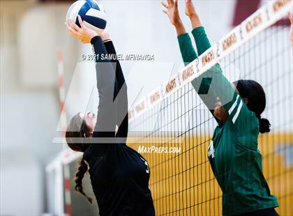 Thumbnail 1 in Millard West vs. Bellevue West photogallery.