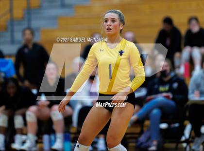 Thumbnail 1 in Millard West vs. Bellevue West photogallery.