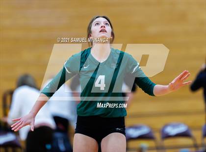 Thumbnail 2 in Millard West vs. Bellevue West photogallery.