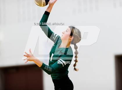 Thumbnail 2 in Millard West vs. Bellevue West photogallery.