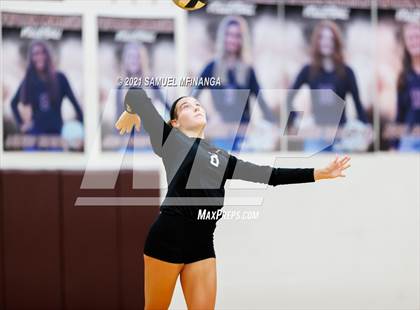 Thumbnail 2 in Millard West vs. Bellevue West photogallery.