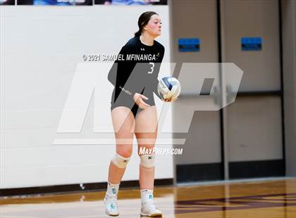 Thumbnail 1 in Millard West vs. Bellevue West photogallery.