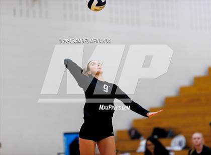 Thumbnail 2 in Millard West vs. Bellevue West photogallery.