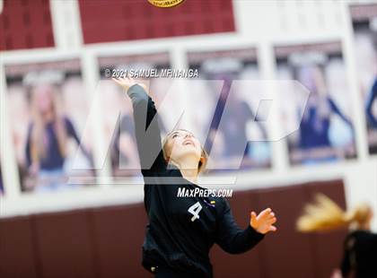 Thumbnail 2 in Millard West vs. Bellevue West photogallery.