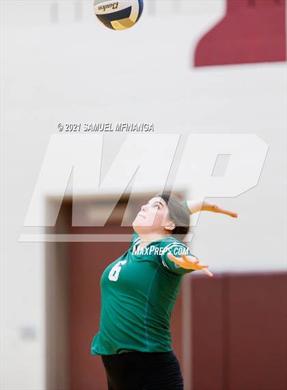Thumbnail 2 in Millard West vs. Bellevue West photogallery.