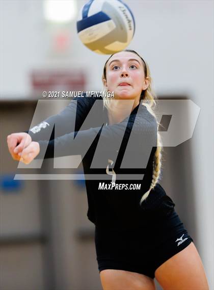 Thumbnail 1 in Millard West vs. Bellevue West photogallery.