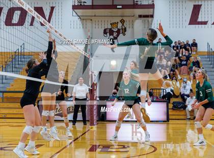 Thumbnail 1 in Millard West vs. Bellevue West photogallery.