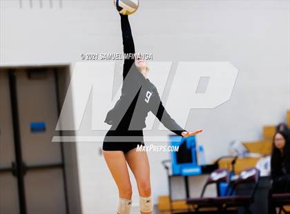 Thumbnail 1 in Millard West vs. Bellevue West photogallery.
