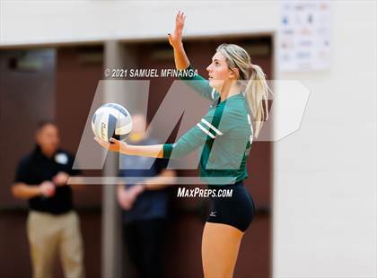 Thumbnail 2 in Millard West vs. Bellevue West photogallery.