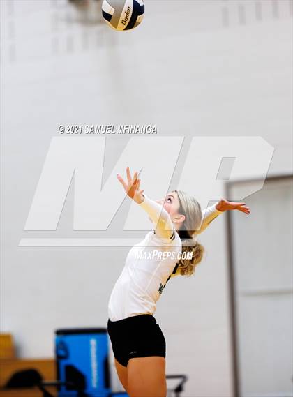 Thumbnail 1 in Millard West vs. Bellevue West photogallery.