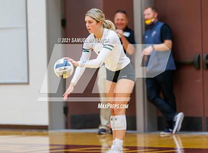 Thumbnail 2 in Millard West vs. Bellevue West photogallery.