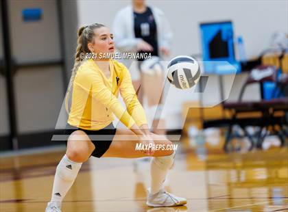 Thumbnail 1 in Millard West vs. Bellevue West photogallery.