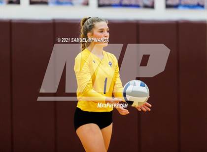 Thumbnail 2 in Millard West vs. Bellevue West photogallery.