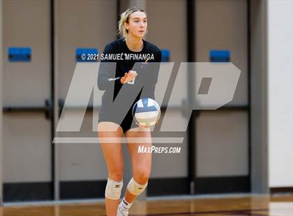 Thumbnail 1 in Millard West vs. Bellevue West photogallery.