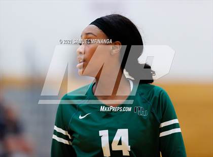 Thumbnail 3 in Millard West vs. Bellevue West photogallery.