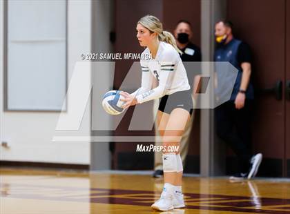 Thumbnail 2 in Millard West vs. Bellevue West photogallery.