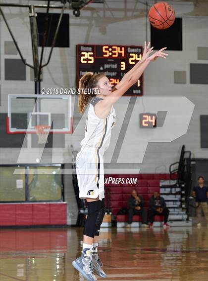 Thumbnail 1 in Manteca vs. Oak Ridge (Trojan Clash) photogallery.