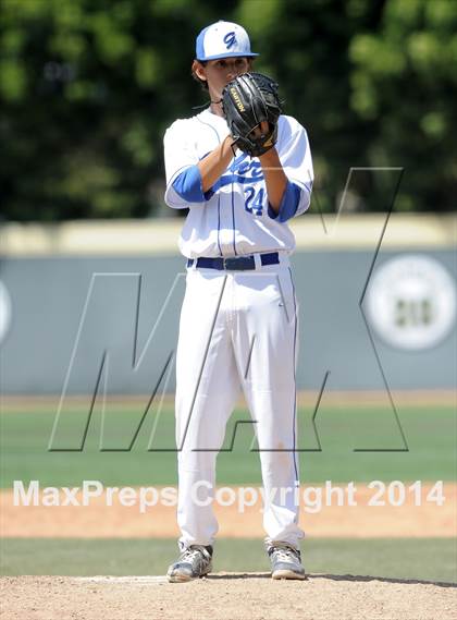 Thumbnail 2 in Bingham vs Gahr (Hard 9 National Classic) photogallery.