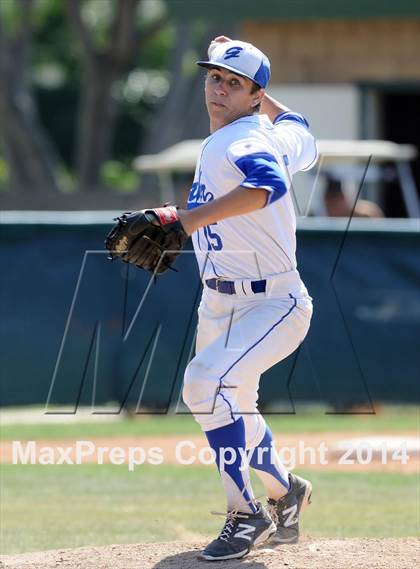 Thumbnail 3 in Bingham vs Gahr (Hard 9 National Classic) photogallery.