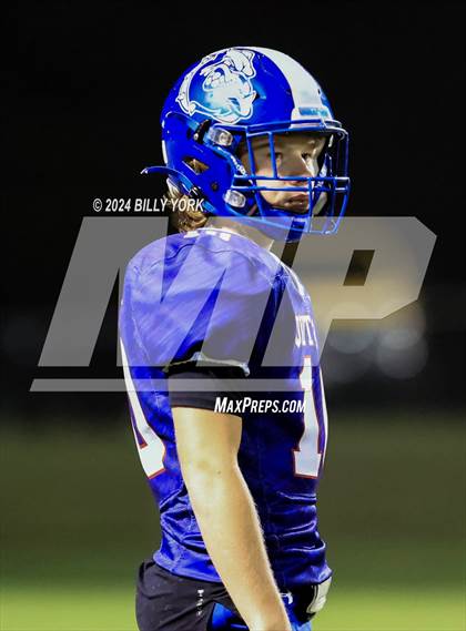 Thumbnail 3 in Grand Saline vs Quitman photogallery.