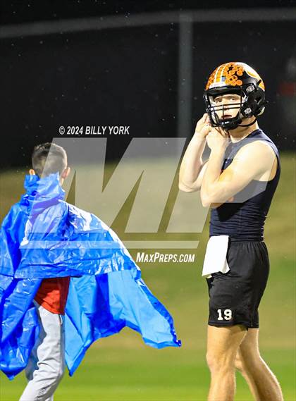 Thumbnail 2 in Grand Saline vs Quitman photogallery.