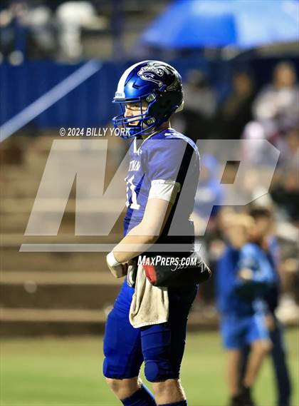 Thumbnail 1 in Grand Saline vs Quitman photogallery.