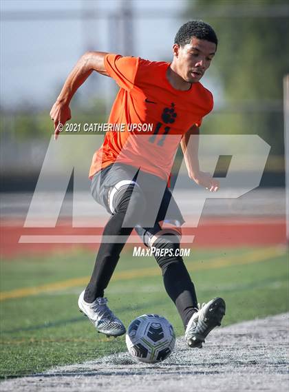 Thumbnail 2 in JW North @ Poly photogallery.
