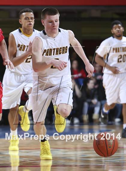 Thumbnail 2 in Tappan Zee vs Walter Panas (Section 1 Class A Semifinal) photogallery.