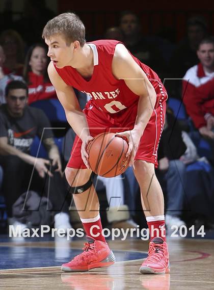 Thumbnail 2 in Tappan Zee vs Walter Panas (Section 1 Class A Semifinal) photogallery.