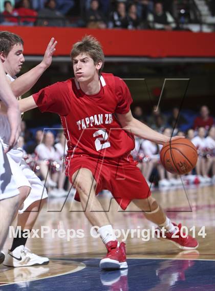 Thumbnail 2 in Tappan Zee vs Walter Panas (Section 1 Class A Semifinal) photogallery.