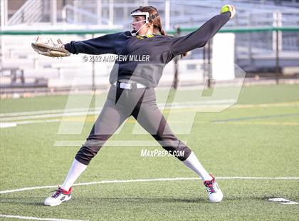 Thumbnail 3 in Depew at Williamsville North photogallery.