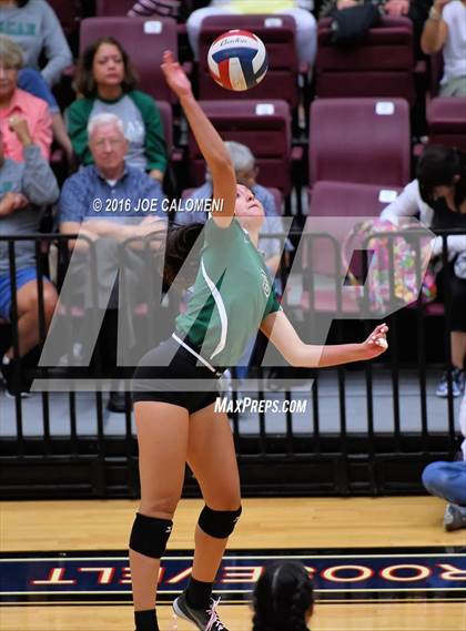 Thumbnail 3 in Johnson [Claudia Taylor] vs Reagan [Ronald] (Littleton Gym) photogallery.