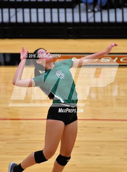 Thumbnail 3 in Johnson [Claudia Taylor] vs Reagan [Ronald] (Littleton Gym) photogallery.
