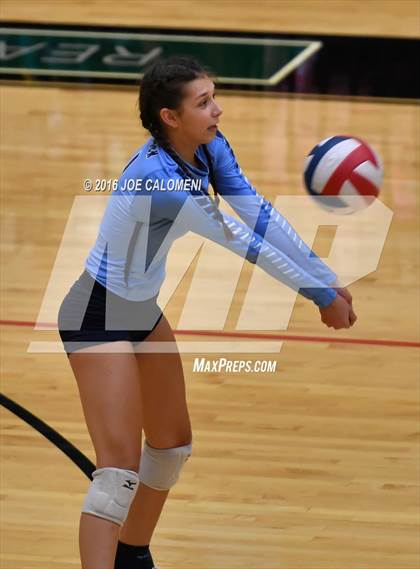 Thumbnail 1 in Johnson [Claudia Taylor] vs Reagan [Ronald] (Littleton Gym) photogallery.
