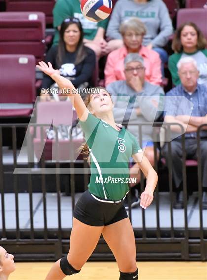 Thumbnail 2 in Johnson [Claudia Taylor] vs Reagan [Ronald] (Littleton Gym) photogallery.