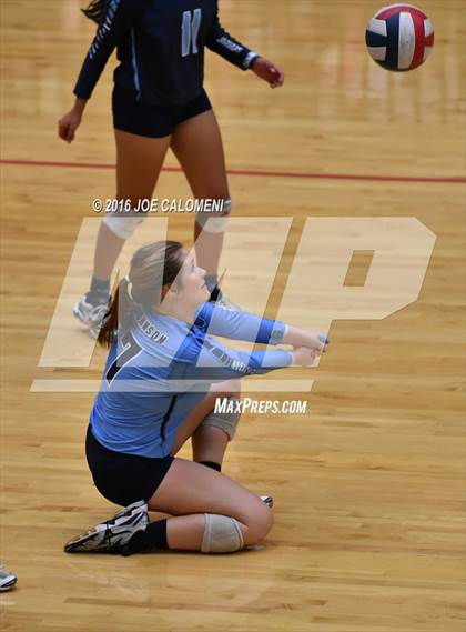 Thumbnail 3 in Johnson [Claudia Taylor] vs Reagan [Ronald] (Littleton Gym) photogallery.