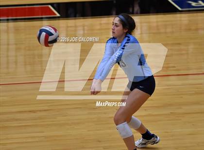 Thumbnail 2 in Johnson [Claudia Taylor] vs Reagan [Ronald] (Littleton Gym) photogallery.