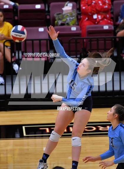 Thumbnail 1 in Johnson [Claudia Taylor] vs Reagan [Ronald] (Littleton Gym) photogallery.