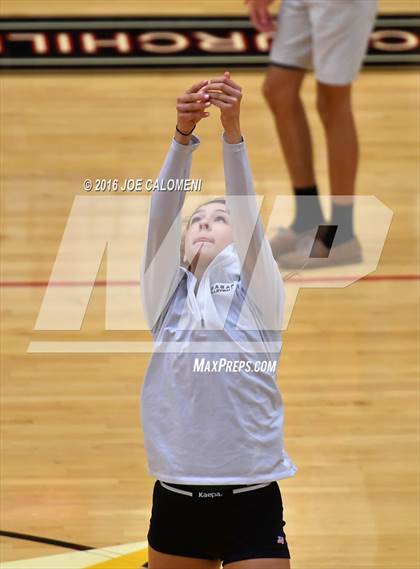 Thumbnail 2 in Johnson [Claudia Taylor] vs Reagan [Ronald] (Littleton Gym) photogallery.