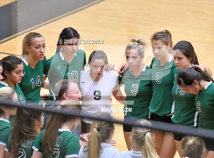Thumbnail 2 in Johnson [Claudia Taylor] vs Reagan [Ronald] (Littleton Gym) photogallery.