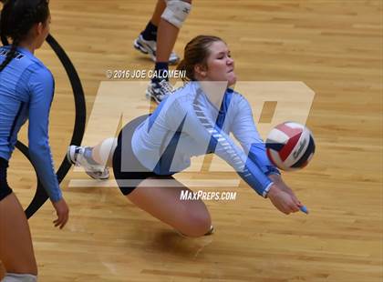 Thumbnail 3 in Johnson [Claudia Taylor] vs Reagan [Ronald] (Littleton Gym) photogallery.