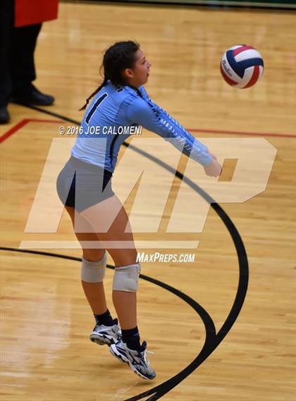 Thumbnail 3 in Johnson [Claudia Taylor] vs Reagan [Ronald] (Littleton Gym) photogallery.