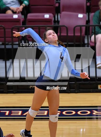 Thumbnail 2 in Johnson [Claudia Taylor] vs Reagan [Ronald] (Littleton Gym) photogallery.