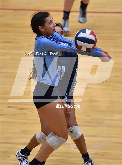Thumbnail 2 in Johnson [Claudia Taylor] vs Reagan [Ronald] (Littleton Gym) photogallery.