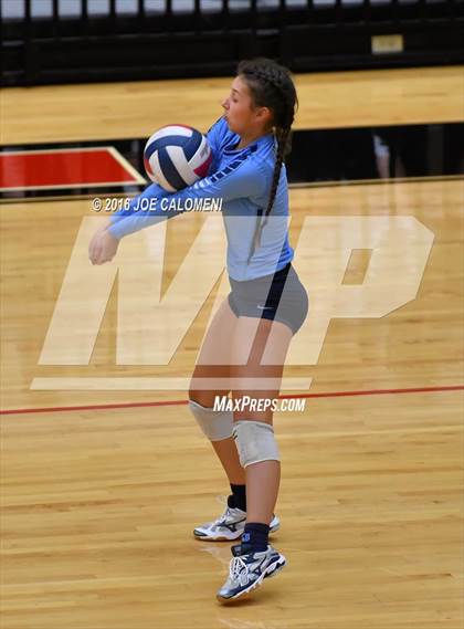 Thumbnail 3 in Johnson [Claudia Taylor] vs Reagan [Ronald] (Littleton Gym) photogallery.
